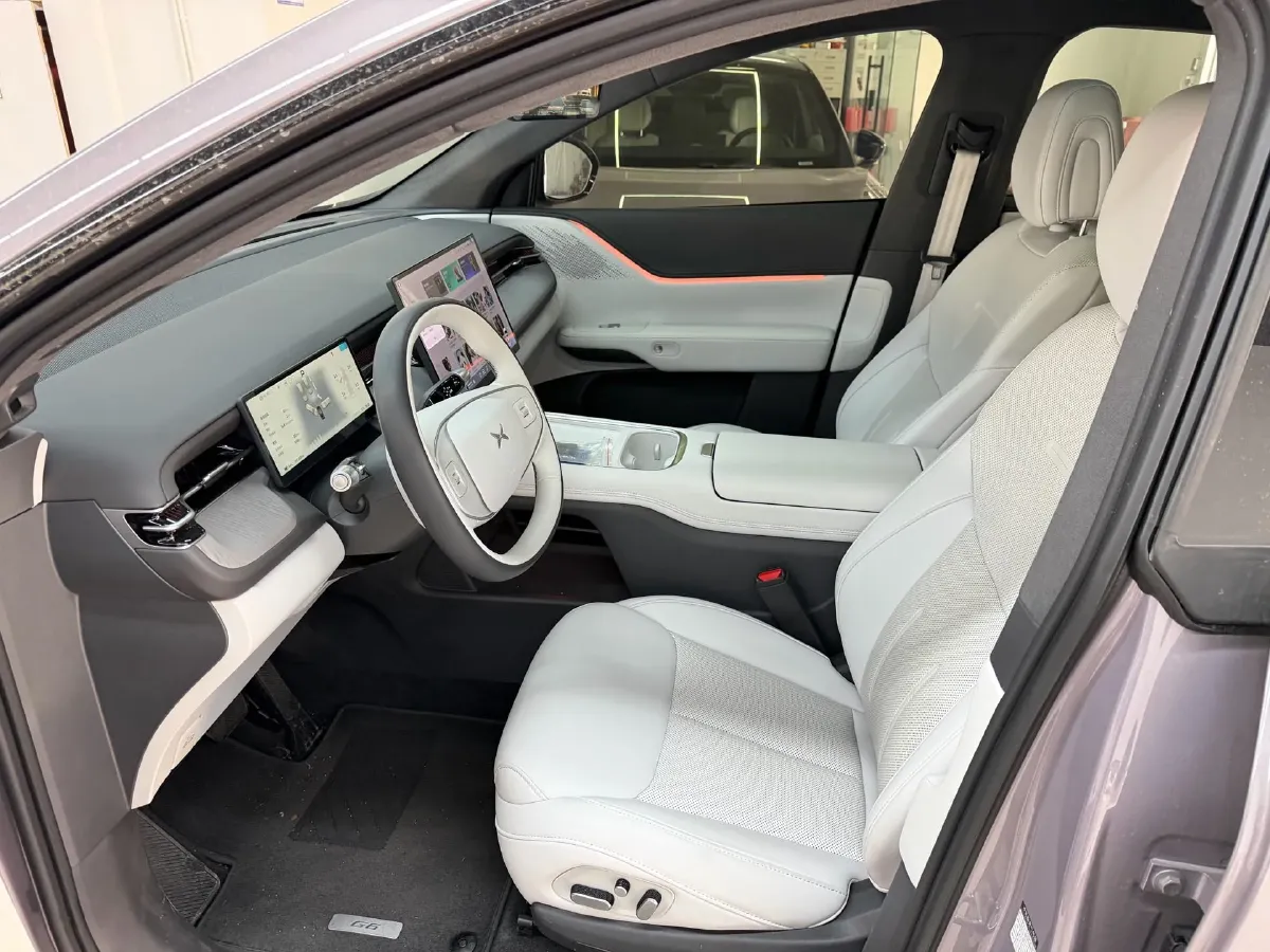 2025 Xpeng G6 BEV 68.5KWH,autocango,china used car exporter,china ev exporter,chinese used car exporter,chinese used ev exporter