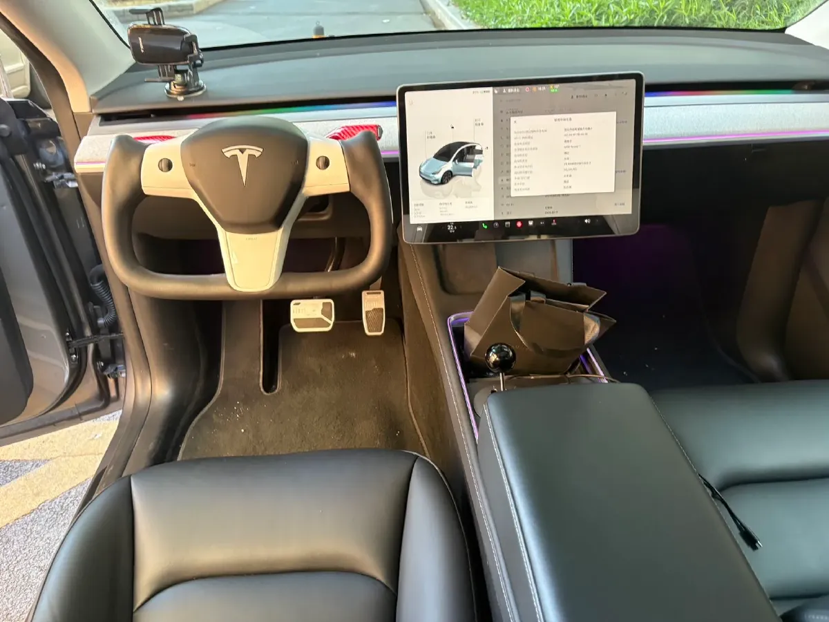 2024 Tesla Model Y BEV 78.4KWH,autocango,china used car exporter,china ev exporter,chinese used car exporter,chinese used ev exporter