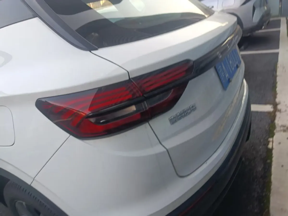 2025 Geely Coolray 1.5L 126HP L4 CVT,autocango,china used car exporter,china ev exporter,chinese used car exporter,chinese used ev exporter