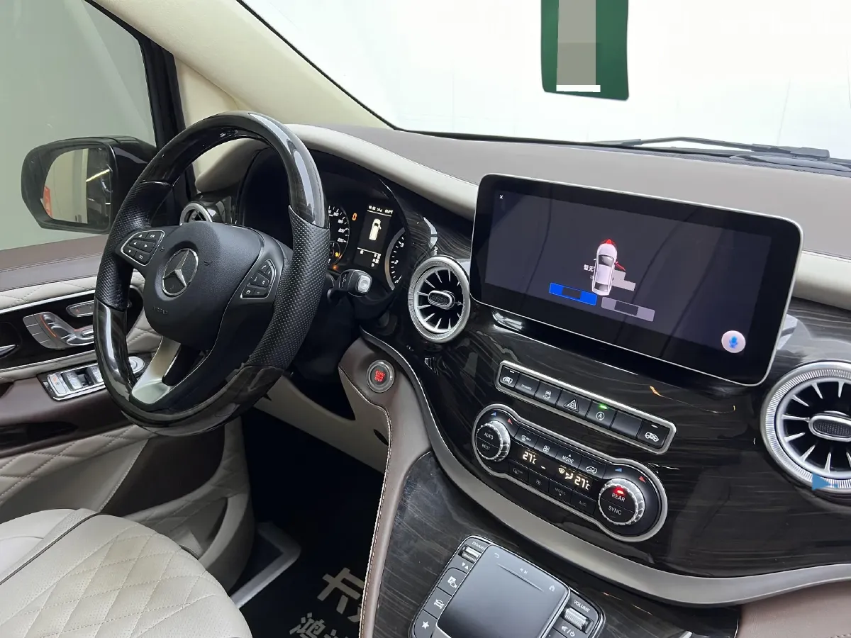 2021 Mercedes-Benz Vito 2.0T 211HP L4 9AT,autocango,china used car exporter,china ev exporter,chinese used car exporter,chinese used ev exporter