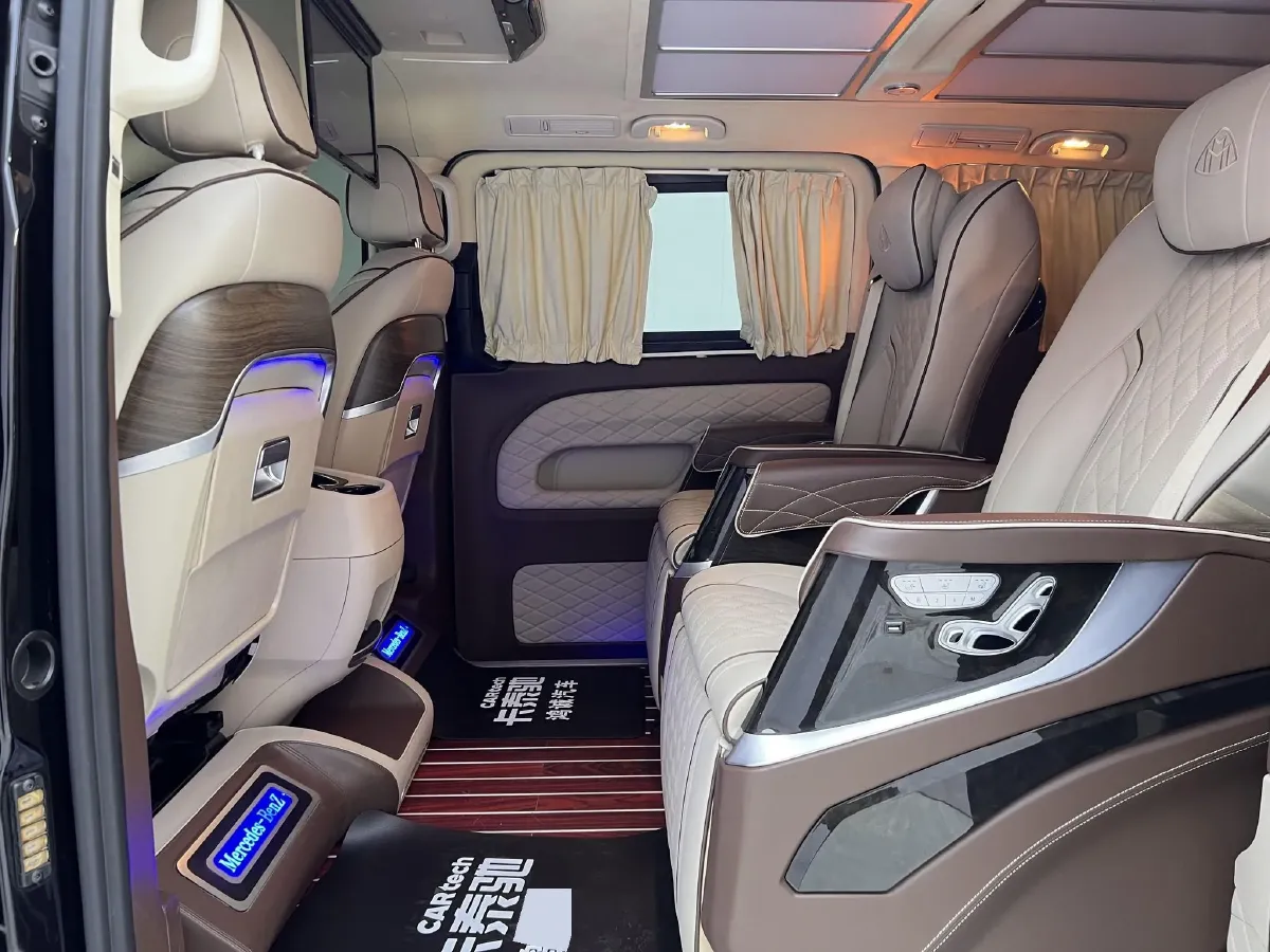 2021 Mercedes-Benz Vito 2.0T 211HP L4 9AT,autocango,china used car exporter,china ev exporter,chinese used car exporter,chinese used ev exporter