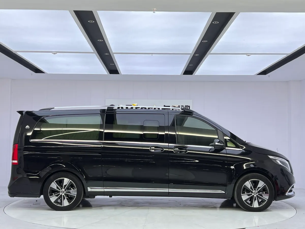 2021 Mercedes-Benz Vito 2.0T 211HP L4 9AT,autocango,china used car exporter,china ev exporter,chinese used car exporter,chinese used ev exporter