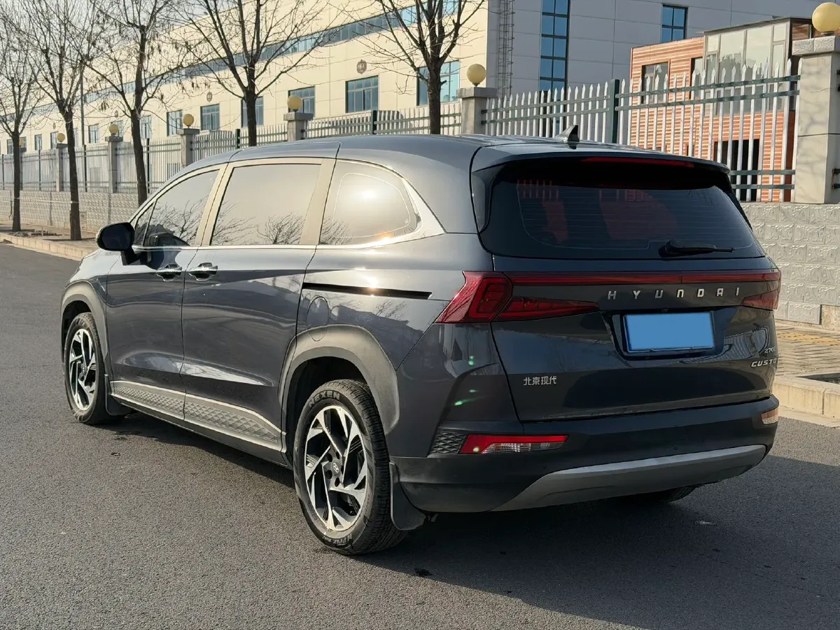 2022 Hyundai Custo 1.5T 170HP L4 8AT,autocango,china used car exporter,china ev exporter,chinese used car exporter,chinese used ev exporter