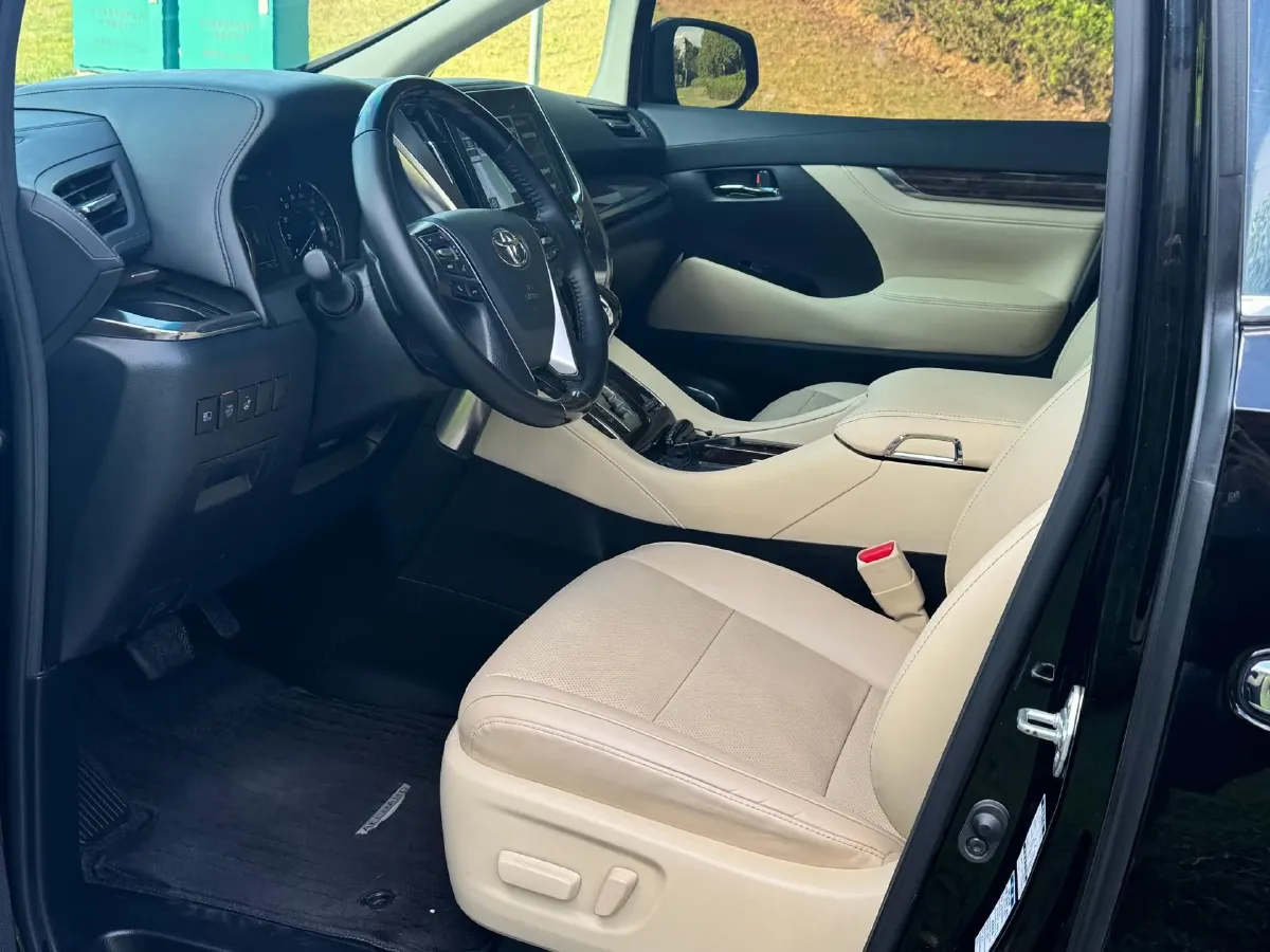 2020 Toyota Alphard 2.5L 117HP L4 E-CVT Hybrid,autocango,china used car exporter,china ev exporter,chinese used car exporter,chinese used ev exporter