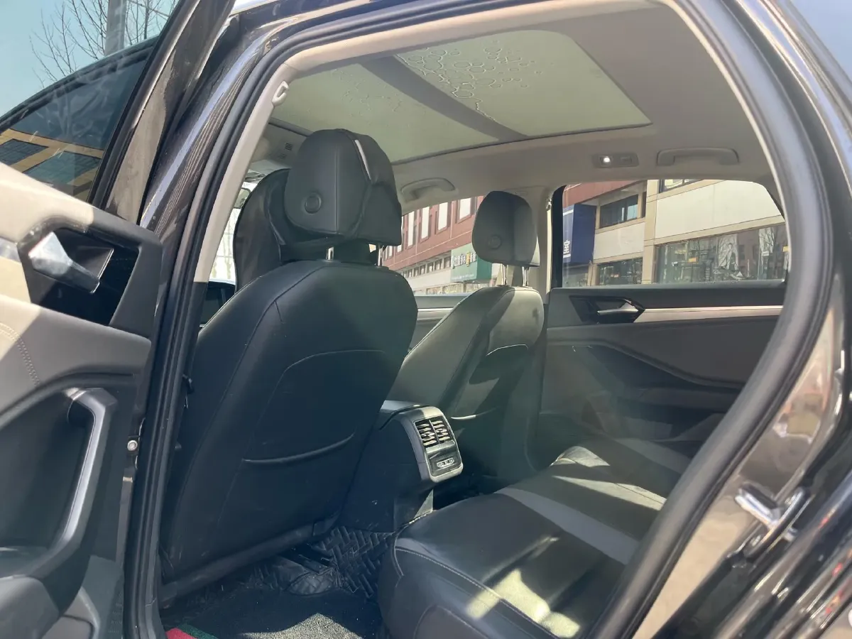 2020 Volkswagen Sagitar 1.2T 116HP L4 7DCT,autocango,china used car exporter,china ev exporter,chinese used car exporter,chinese used ev exporter