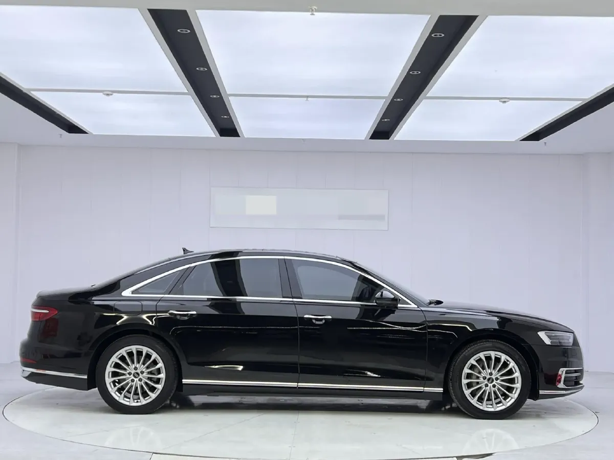 2022 Audi A8 3.0T 286HP V6 8AT,autocango,china used car exporter,china ev exporter,chinese used car exporter,chinese used ev exporter