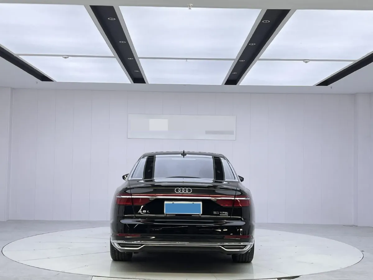 2022 Audi A8 3.0T 286HP V6 8AT,autocango,china used car exporter,china ev exporter,chinese used car exporter,chinese used ev exporter