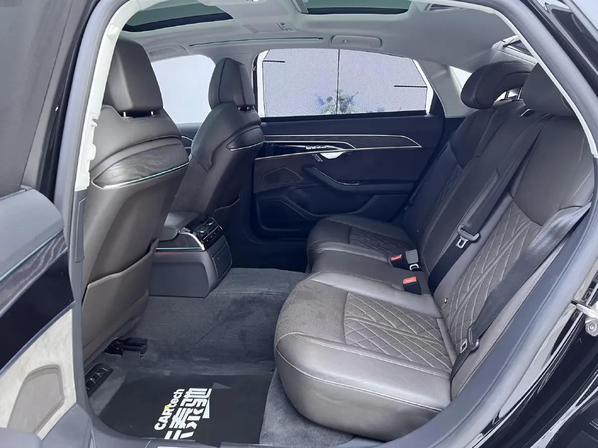 2022 Audi A8 3.0T 286HP V6 8AT,autocango,china used car exporter,china ev exporter,chinese used car exporter,chinese used ev exporter