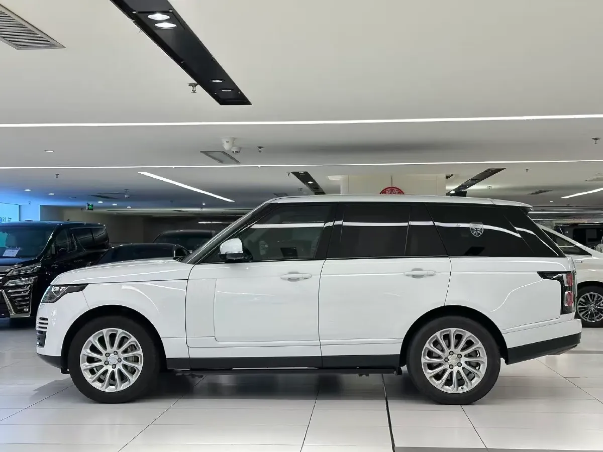 2021 Land Rover Range Rover 3.0T 360HP L6 8AT,autocango,china used car exporter,china ev exporter,chinese used car exporter,chinese used ev exporter