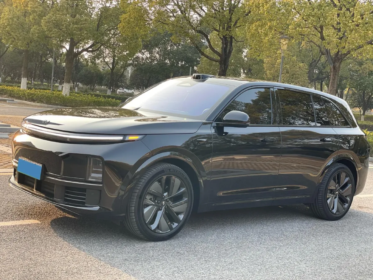 2024 Li L8 Range Extended 154HP REEV 42.8KWH,autocango,china used car exporter,china ev exporter,chinese used car exporter,chinese used ev exporter