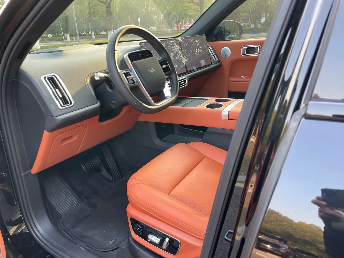 2024 Li L8 Range Extended 154HP REEV 42.8KWH,autocango,china used car exporter,china ev exporter,chinese used car exporter,chinese used ev exporter