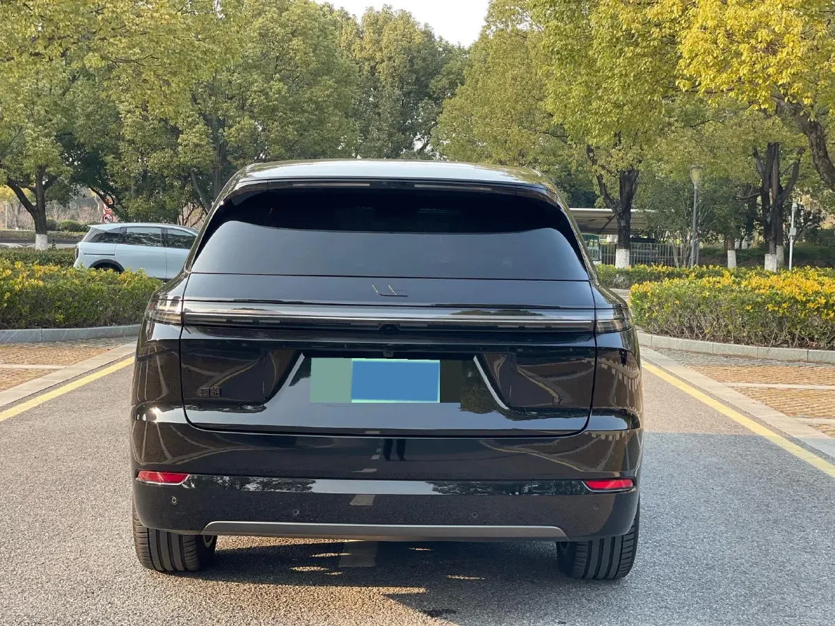 2024 Li L8 Range Extended 154HP REEV 42.8KWH,autocango,china used car exporter,china ev exporter,chinese used car exporter,chinese used ev exporter