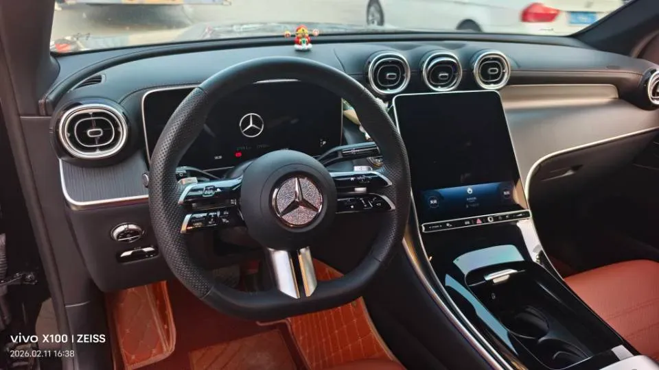 2024 Mercedes-Benz GLC Class 2.0T 204HP L4 9AT,autocango,china used car exporter,china ev exporter,chinese used car exporter,chinese used ev exporter