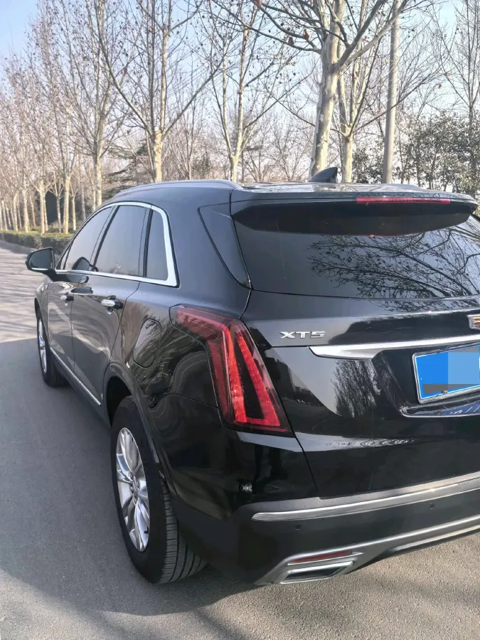 2022 Cadillac XT5 2.0T 237HP L4 9AT,autocango,china used car exporter,china ev exporter,chinese used car exporter,chinese used ev exporter