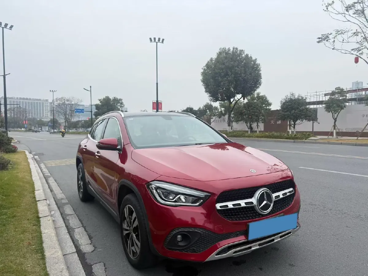 2020 Mercedes-Benz GLA Class 1.3T 163HP L4 7DCT,autocango,china used car exporter,china ev exporter,chinese used car exporter,chinese used ev exporter
