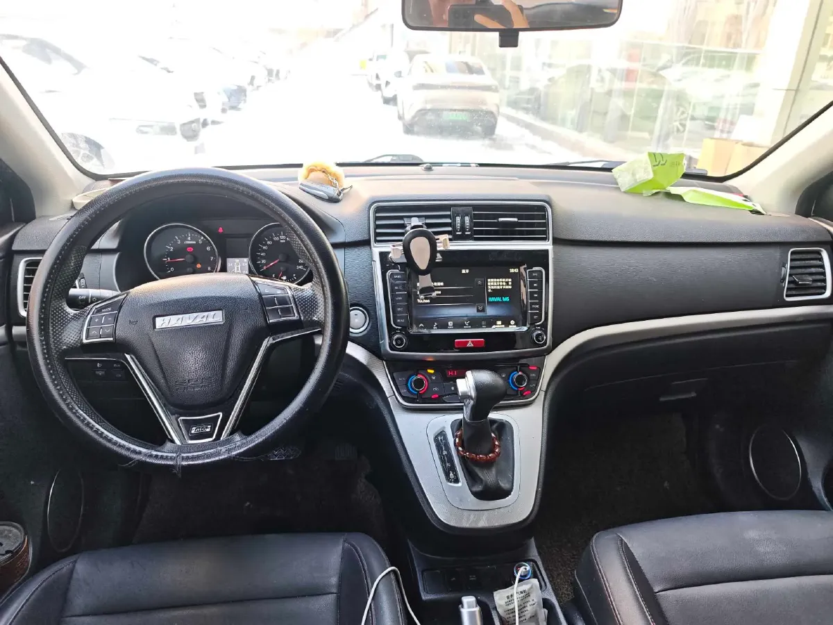 2019 Haval M6 1.5T 150HP L4 7DCT,autocango,china used car exporter,china ev exporter,chinese used car exporter,chinese used ev exporter