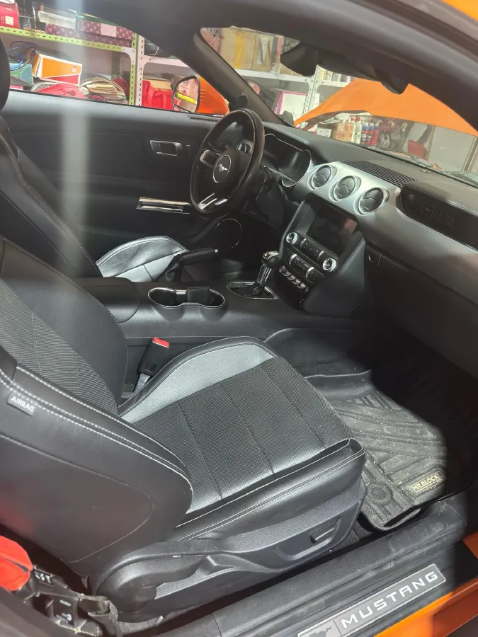 2020 Ford Mustang 2.3T 299HP L4 10AT,autocango,china used car exporter,china ev exporter,chinese used car exporter,chinese used ev exporter