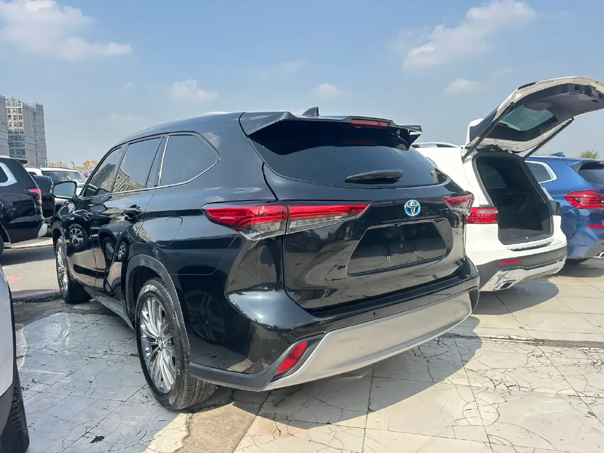 2022 Toyota Highlander 2.5L 192HP L4 E-CVT Hybrid,autocango,china used car exporter,china ev exporter,chinese used car exporter,chinese used ev exporter