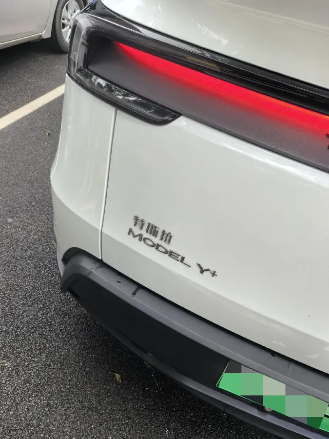 2025 Tesla Model Y BEV,autocango,china used car exporter,china ev exporter,chinese used car exporter,chinese used ev exporter