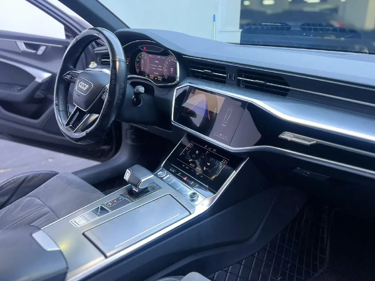 2019 Audi A6L 2.0T 190HP L4 7DCT,autocango,china used car exporter,china ev exporter,chinese used car exporter,chinese used ev exporter