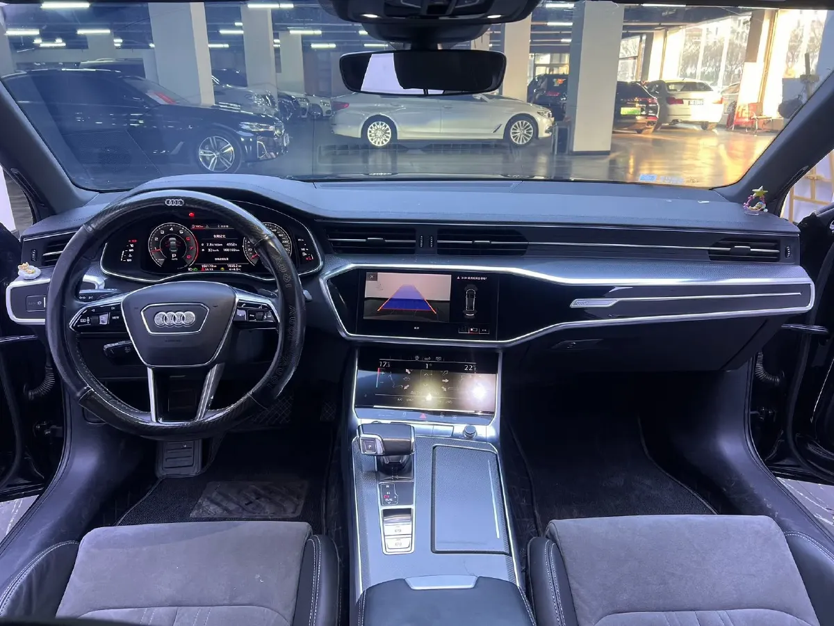 2019 Audi A6L 2.0T 190HP L4 7DCT,autocango,china used car exporter,china ev exporter,chinese used car exporter,chinese used ev exporter