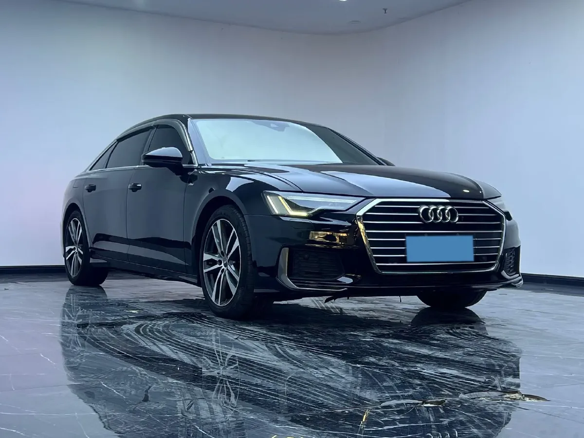 2019 Audi A6L 2.0T 190HP L4 7DCT,autocango,china used car exporter,china ev exporter,chinese used car exporter,chinese used ev exporter