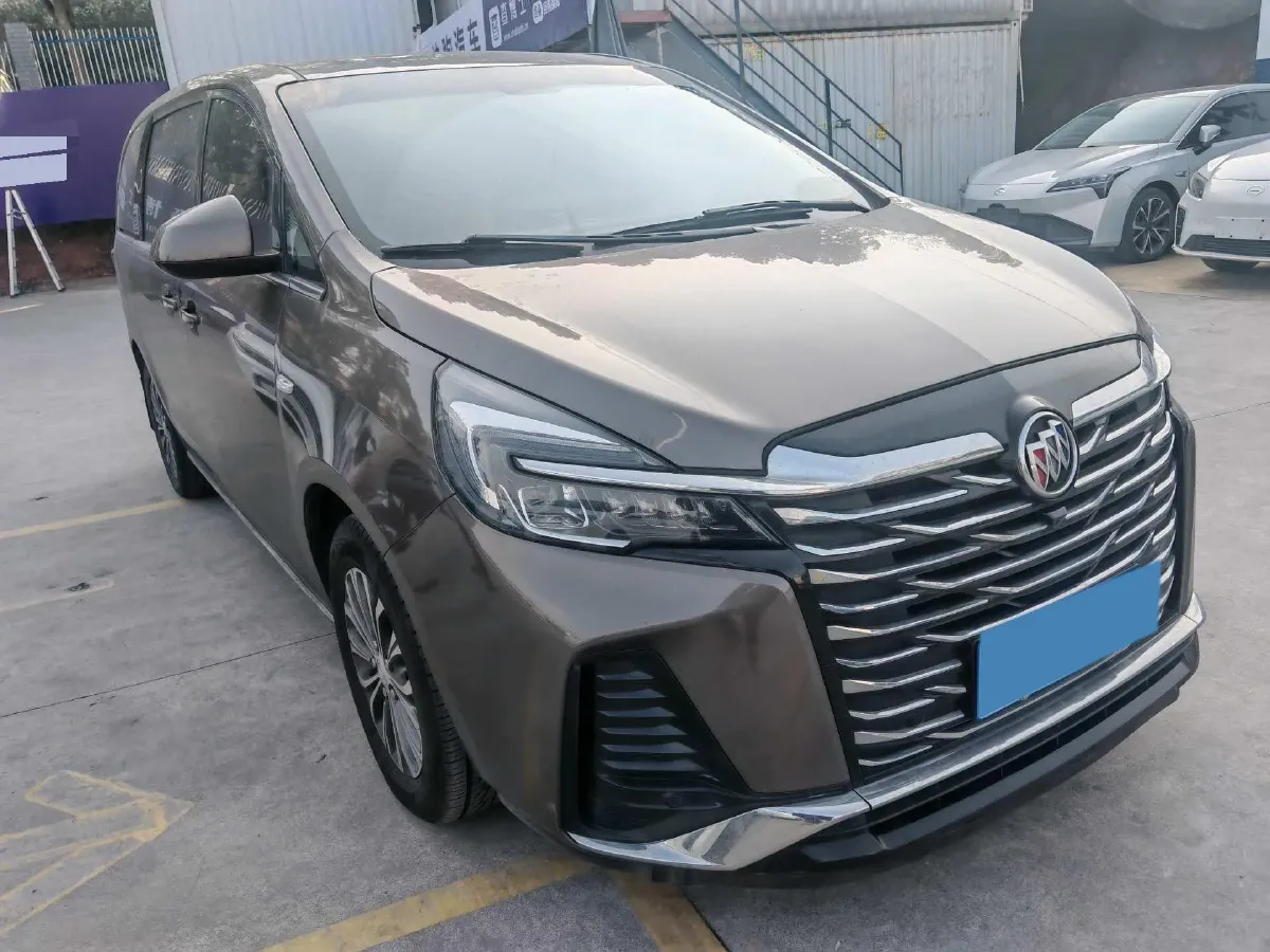 2023 Buick GL8 2.0T 237HP L4 9AT,autocango,china used car exporter,china ev exporter,chinese used car exporter,chinese used ev exporter