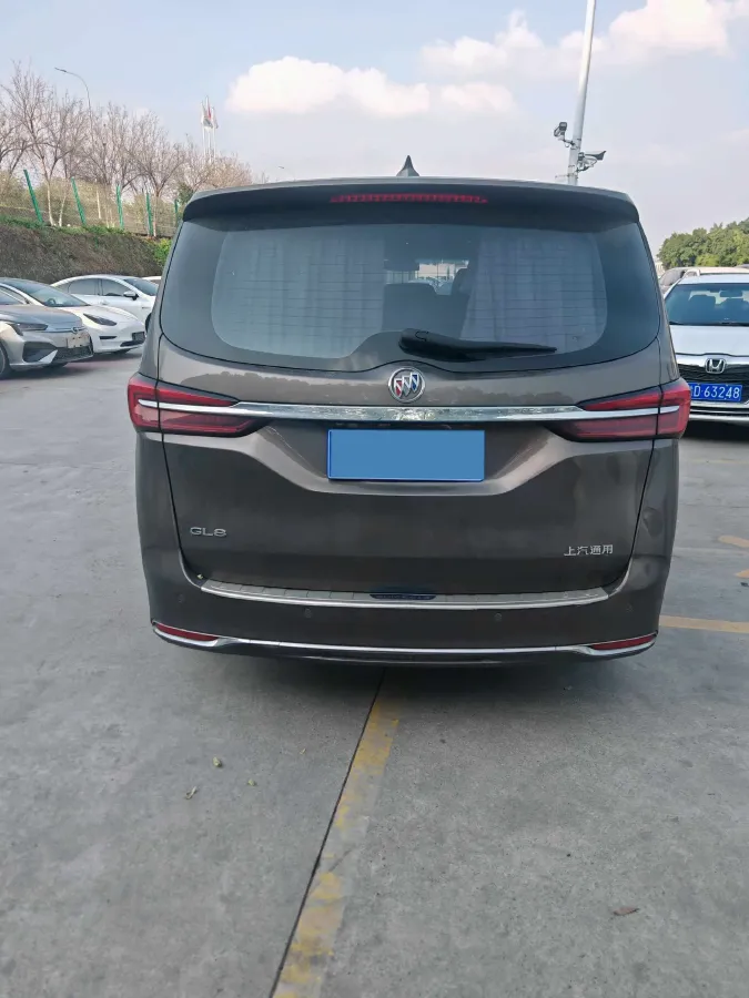 2023 Buick GL8 2.0T 237HP L4 9AT,autocango,china used car exporter,china ev exporter,chinese used car exporter,chinese used ev exporter