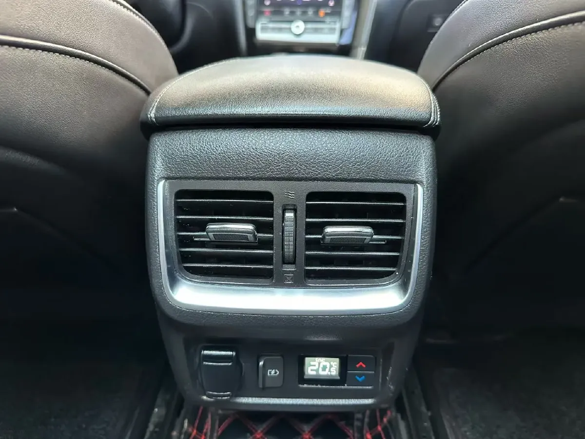 2018 Mitsubishi Pajero 3.0L 174HP V6 5AT,autocango,china used car exporter,china ev exporter,chinese used car exporter,chinese used ev exporter