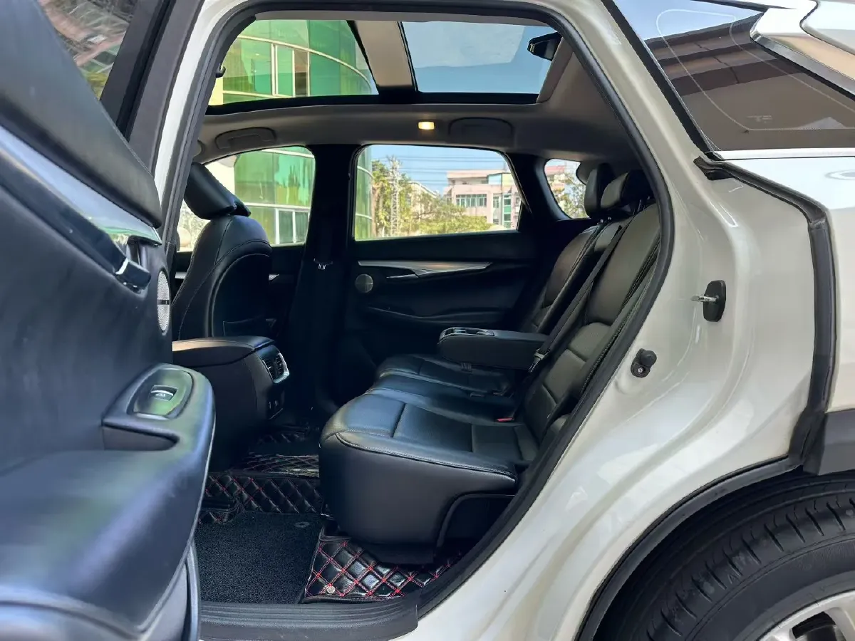 2018 Mitsubishi Pajero 3.0L 174HP V6 5AT,autocango,china used car exporter,china ev exporter,chinese used car exporter,chinese used ev exporter