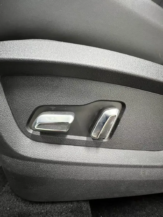 2022 Chery Tiggo 7 1.5T 156HP L4 CVT,autocango,china used car exporter,china ev exporter,chinese used car exporter,chinese used ev exporter