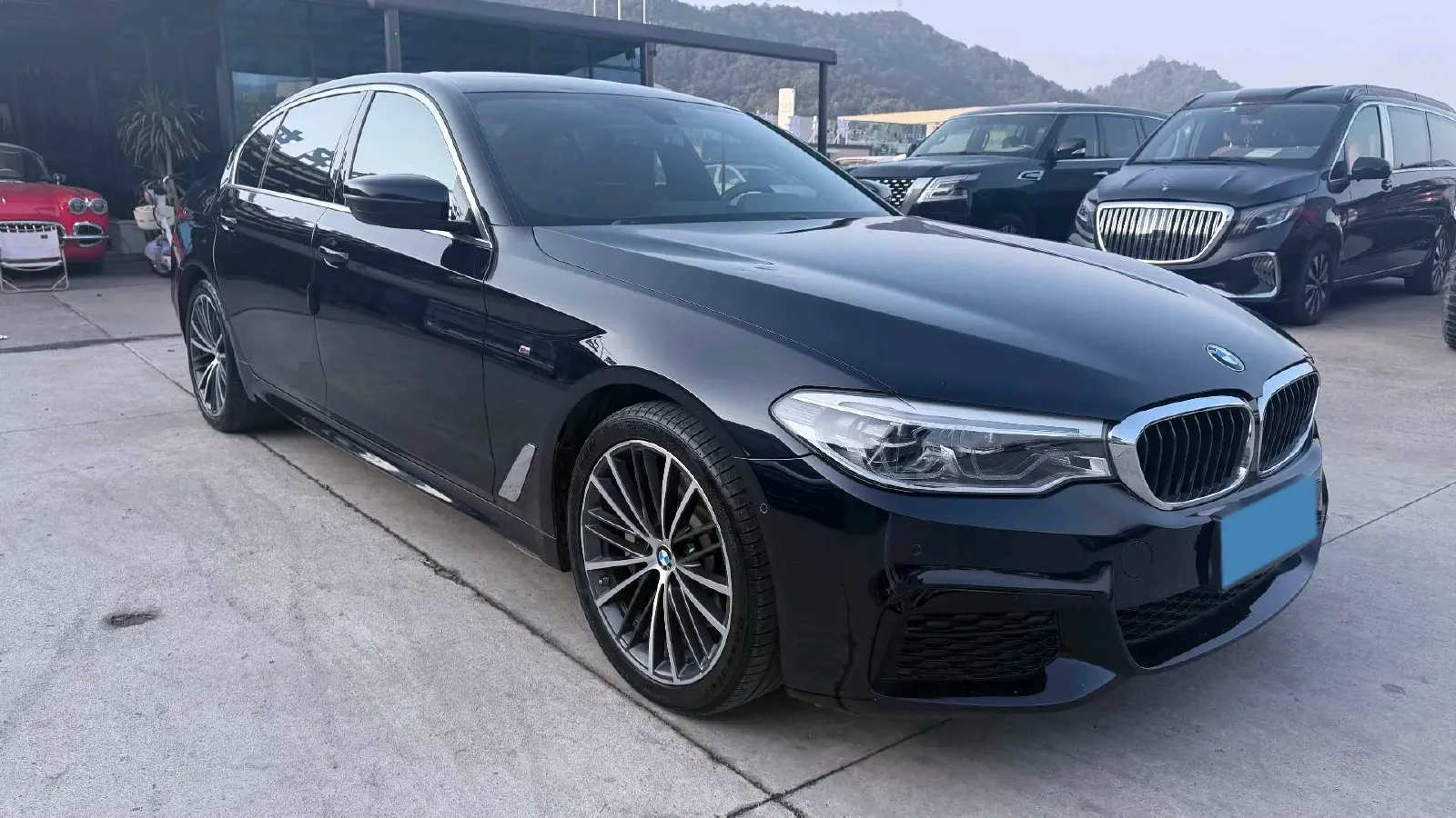 2020 BMW 5 Series 2.0T 252HP L4 8AT,autocango,china used car exporter,china ev exporter,chinese used car exporter,chinese used ev exporter