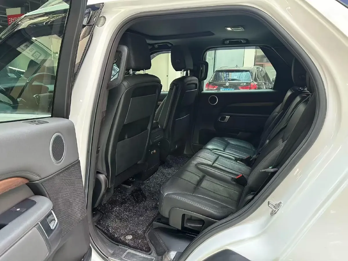 2018 Land Rover Discovery 3.0T 340HP V6 8AT,autocango,china used car exporter,china ev exporter,chinese used car exporter,chinese used ev exporter