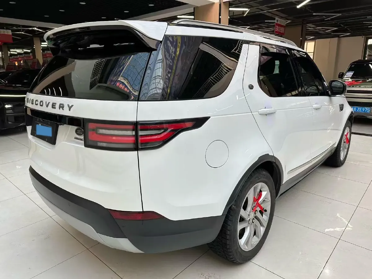 2018 Land Rover Discovery 3.0T 340HP V6 8AT,autocango,china used car exporter,china ev exporter,chinese used car exporter,chinese used ev exporter