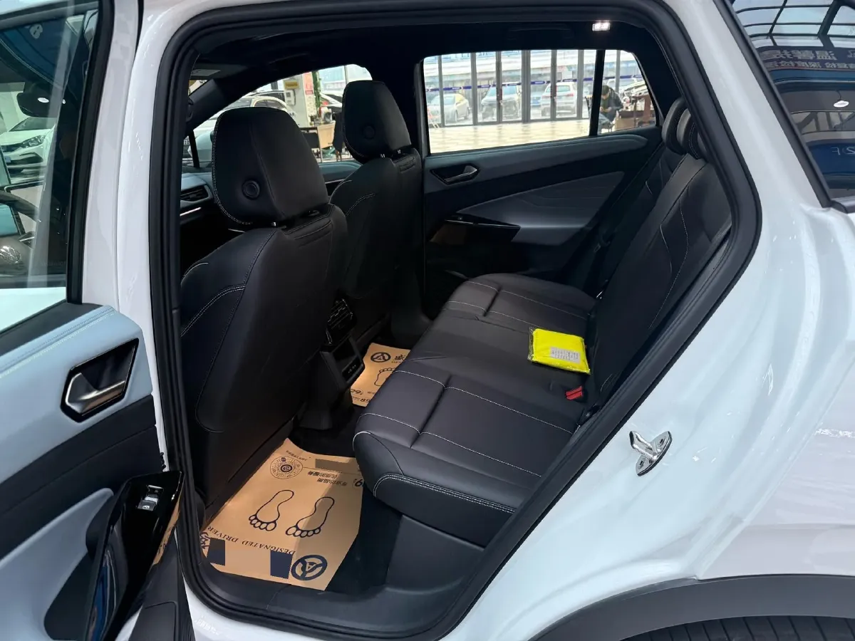 2025 Volkswagen ID.4 X BEV 52.8KWH,autocango,china used car exporter,china ev exporter,chinese used car exporter,chinese used ev exporter