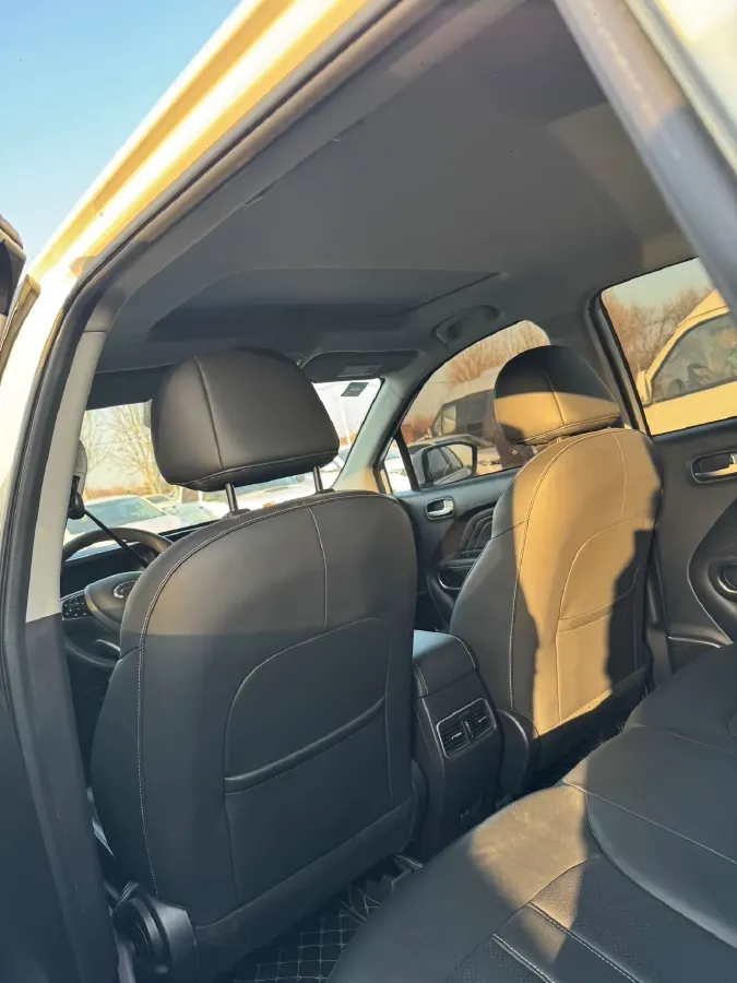 2021 GAC Trumpchi GS3 1.5T 169HP L4 6AT,autocango,china used car exporter,china ev exporter,chinese used car exporter,chinese used ev exporter