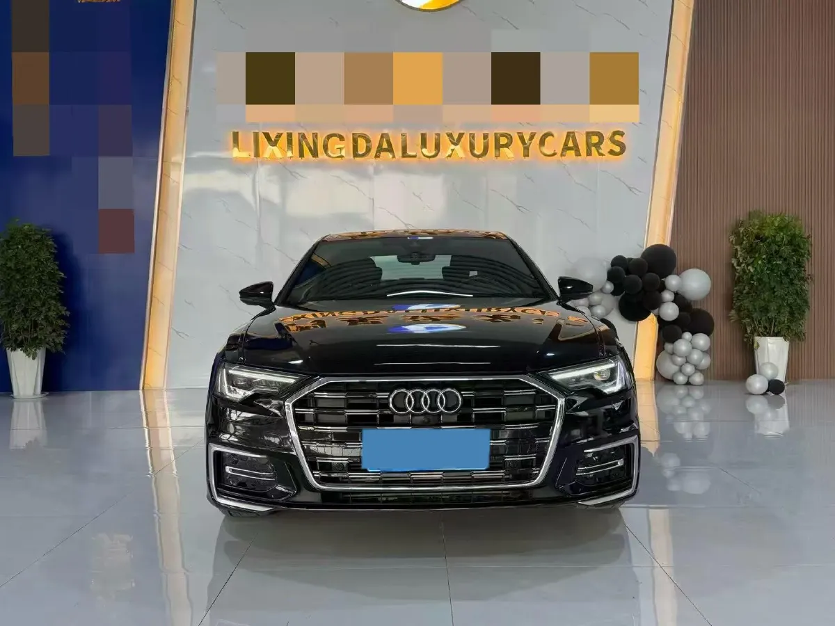 2023 Audi A6L 2.0T 245HP L4 7DCT,autocango,china used car exporter,china ev exporter,chinese used car exporter,chinese used ev exporter
