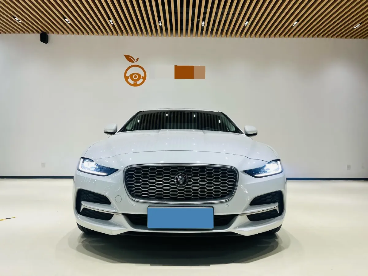2021 Jaguar XEL 2.0T 250HP L4 8AT,autocango,china used car exporter,china ev exporter,chinese used car exporter,chinese used ev exporter