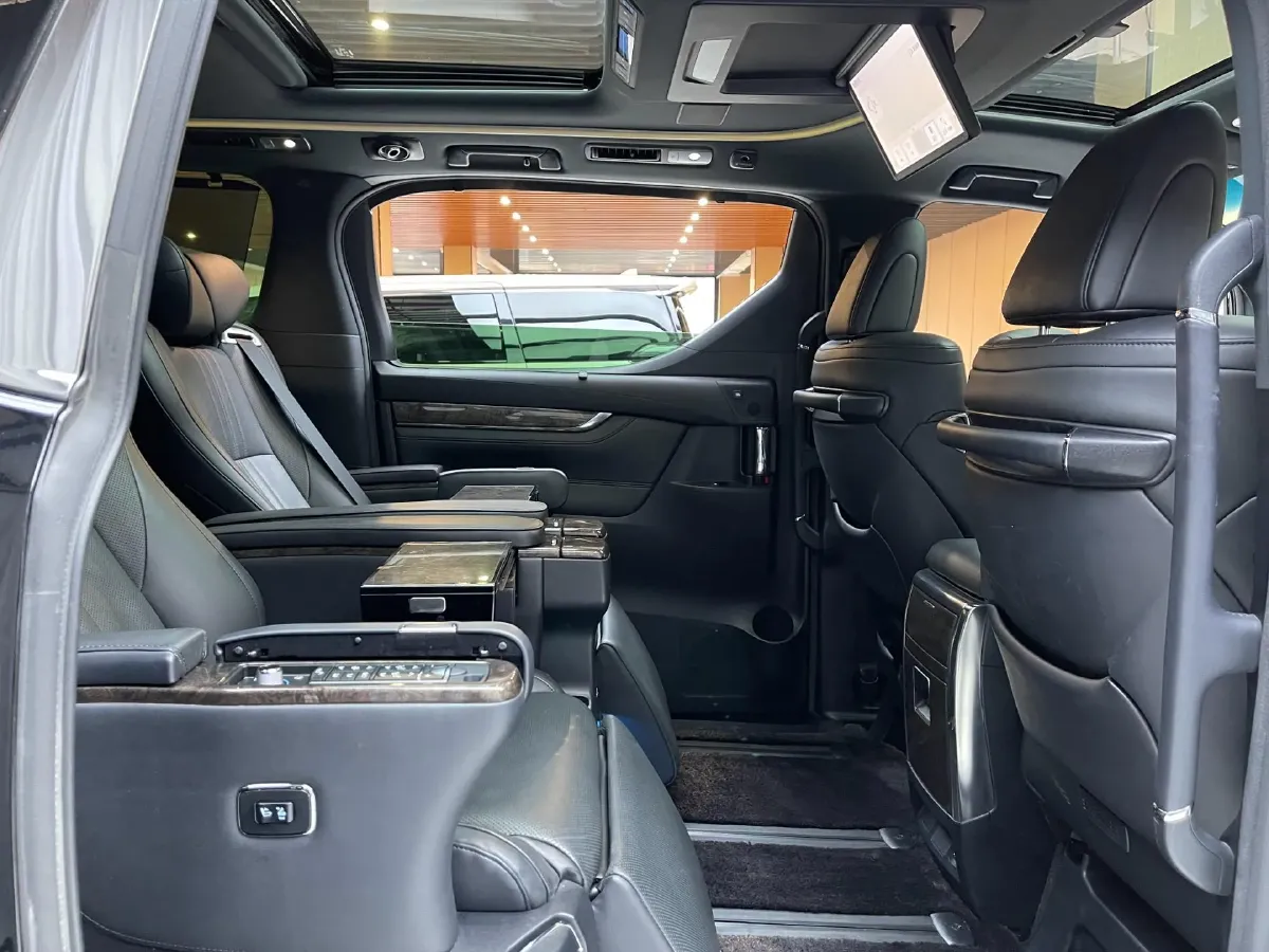 2020 Toyota Alphard 2.5L 117HP L4 E-CVT Hybrid,autocango,china used car exporter,china ev exporter,chinese used car exporter,chinese used ev exporter
