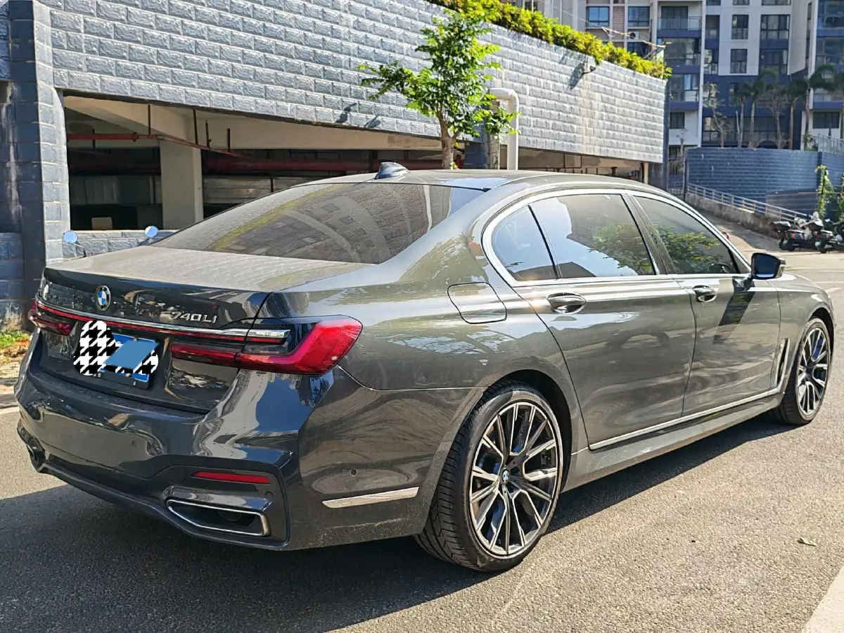 2021 BMW 7 Series 3.0T 340HP L6 8AT,autocango,china used car exporter,china ev exporter,chinese used car exporter,chinese used ev exporter