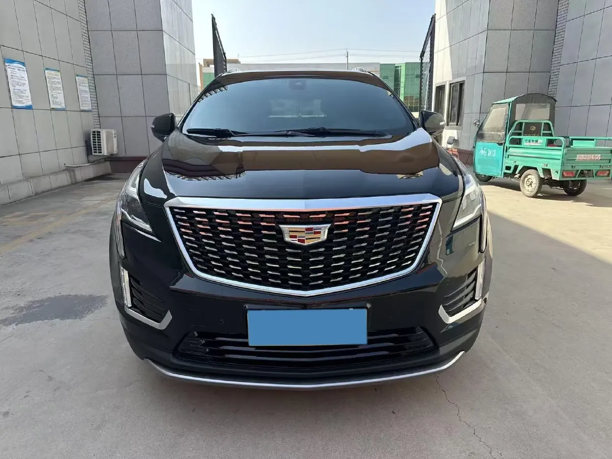 2023 Cadillac XT5 2.0T 237HP L4 9AT,autocango,china used car exporter,china ev exporter,chinese used car exporter,chinese used ev exporter