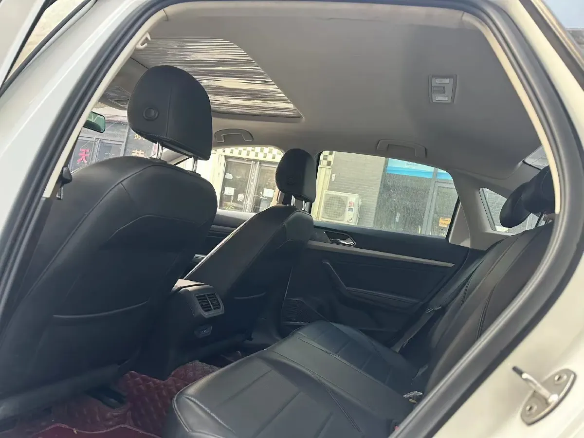 2021 Volkswagen Lavida 1.5L 113HP L4 6AT,autocango,china used car exporter,china ev exporter,chinese used car exporter,chinese used ev exporter