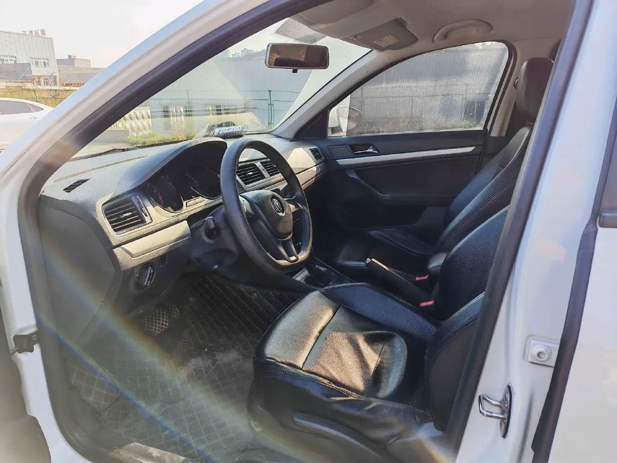 2017 Volkswagen Lavida 1.6L 110HP L4 6AT,autocango,china used car exporter,china ev exporter,chinese used car exporter,chinese used ev exporter