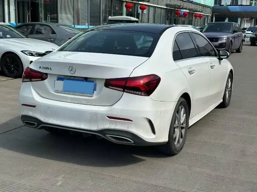 2021 Mercedes-Benz A Class 1.3T 163HP L4 7DCT,autocango,china used car exporter,china ev exporter,chinese used car exporter,chinese used ev exporter