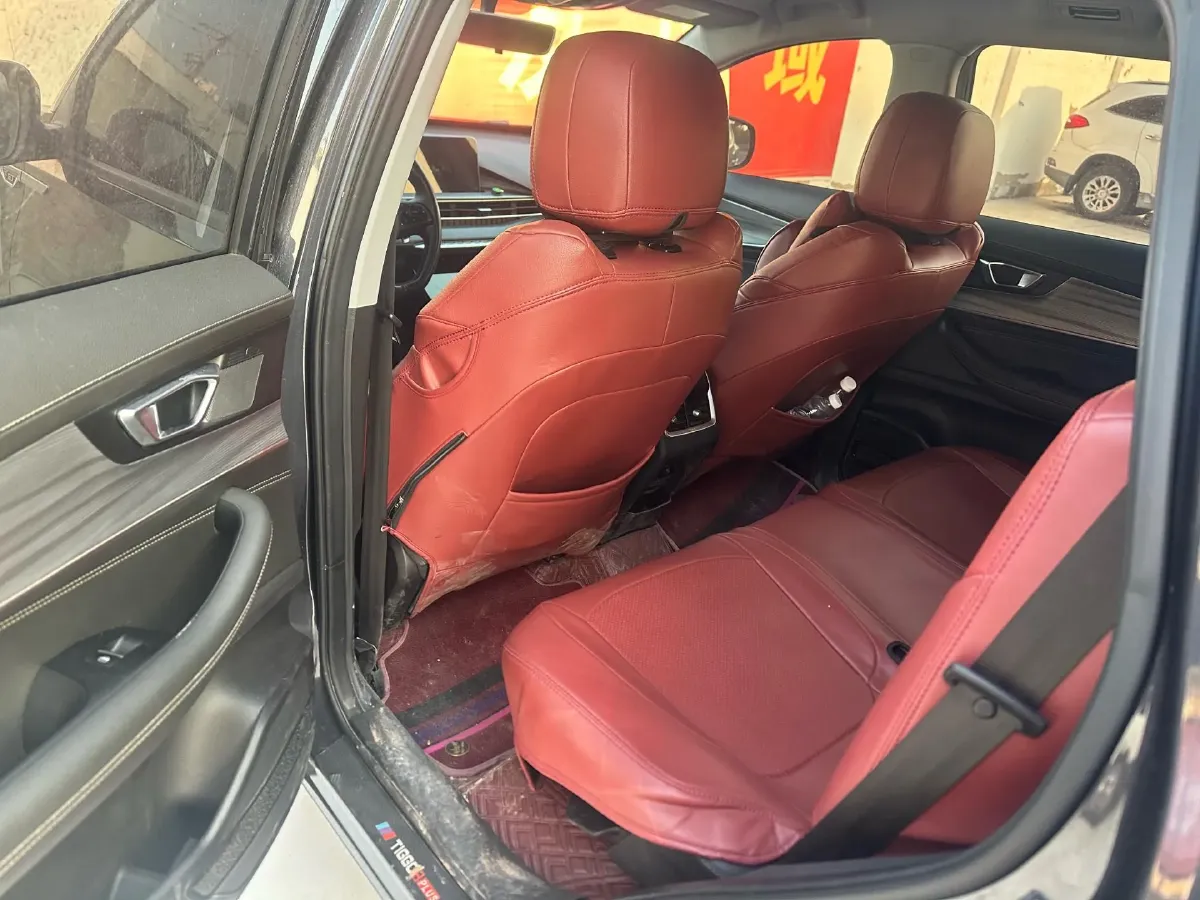 2022 Chery Tiggo 8 Plus 1.6T 197HP L4 7DCT,autocango,china used car exporter,china ev exporter,chinese used car exporter,chinese used ev exporter