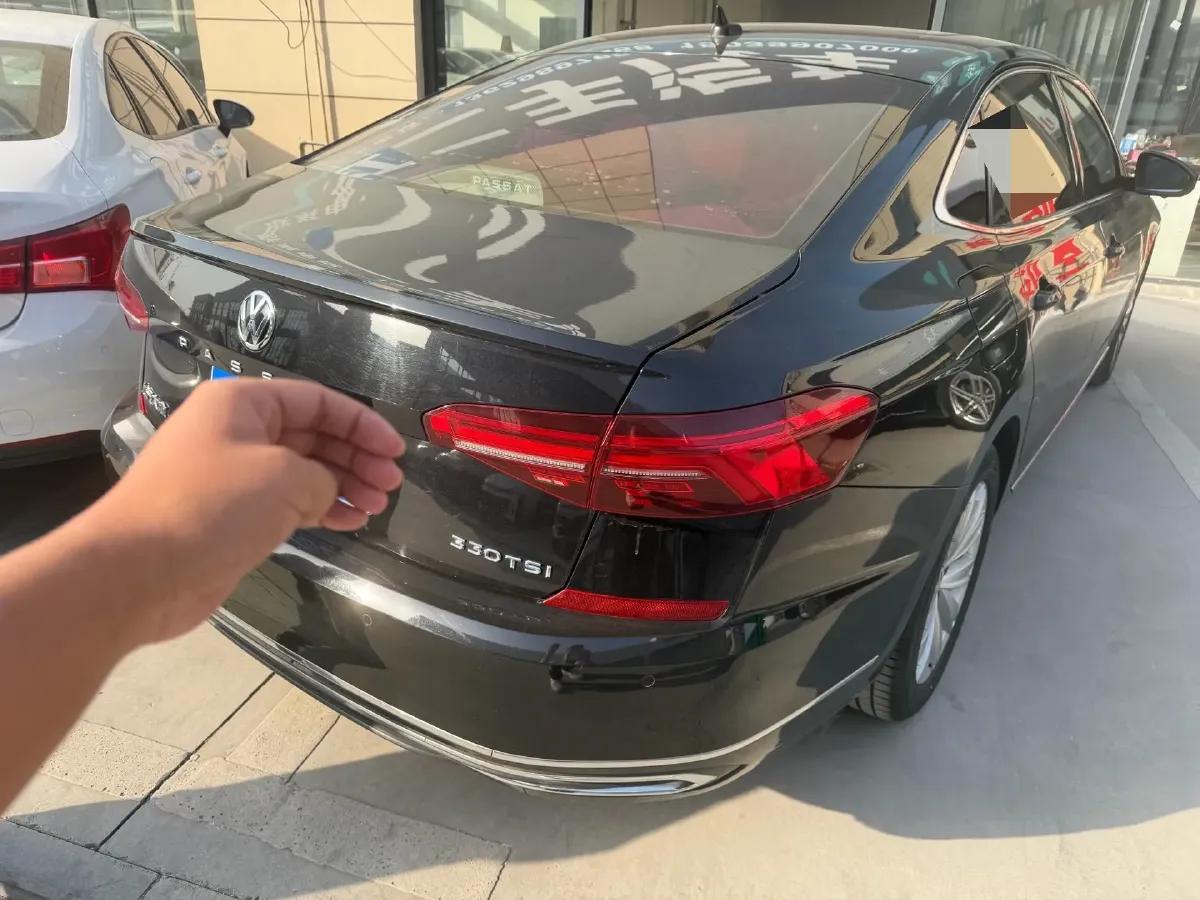 2020 Volkswagen Passat 2.0T 186HP L4 7DCT,autocango,china used car exporter,china ev exporter,chinese used car exporter,chinese used ev exporter