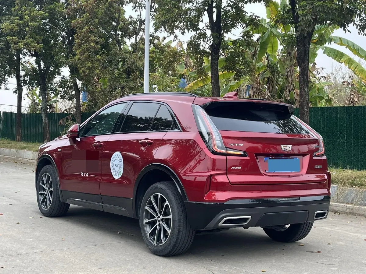 2024 Cadillac XT4 2.0T 237HP L4 9AT,autocango,china used car exporter,china ev exporter,chinese used car exporter,chinese used ev exporter
