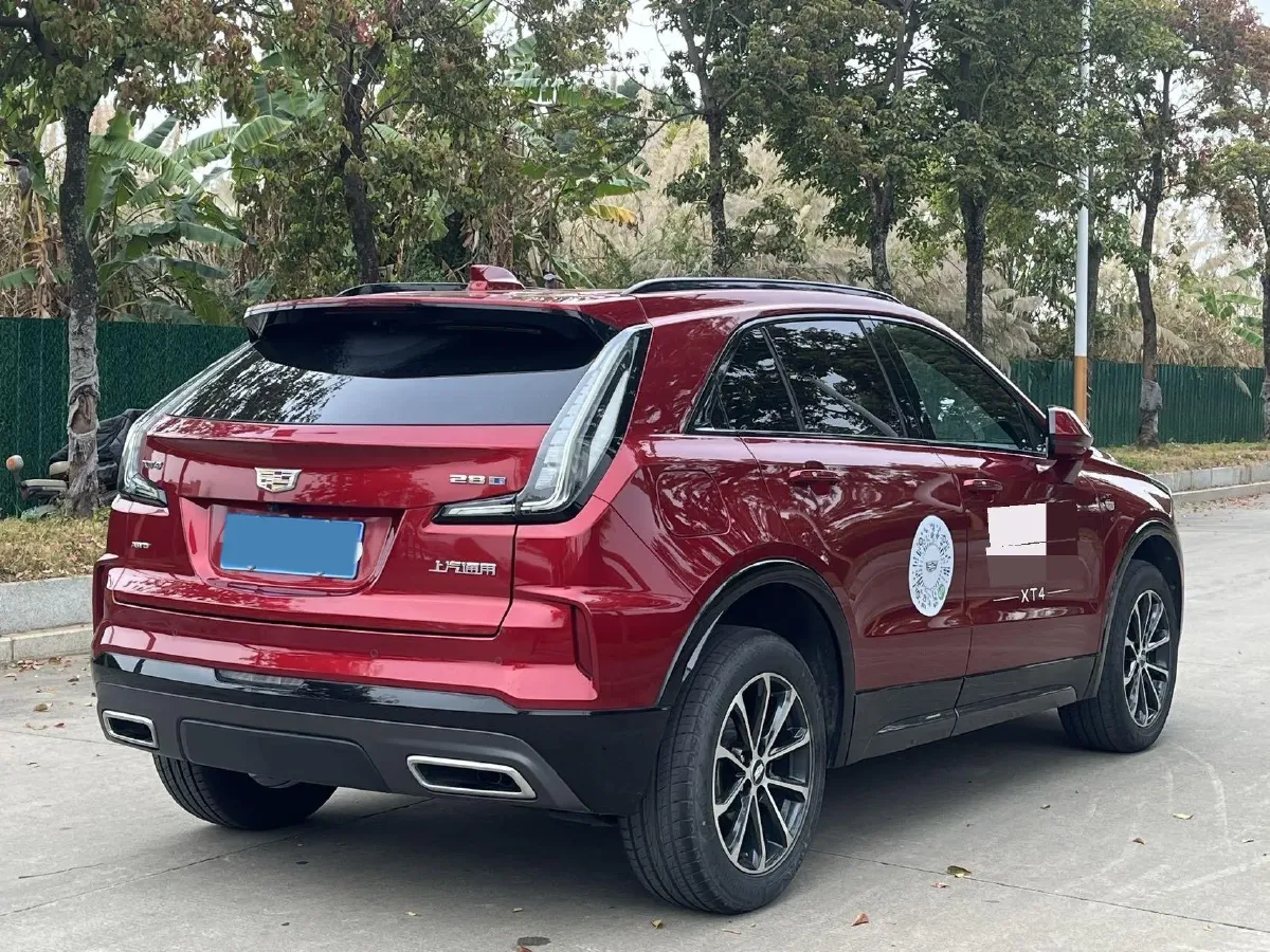 2024 Cadillac XT4 2.0T 237HP L4 9AT,autocango,china used car exporter,china ev exporter,chinese used car exporter,chinese used ev exporter