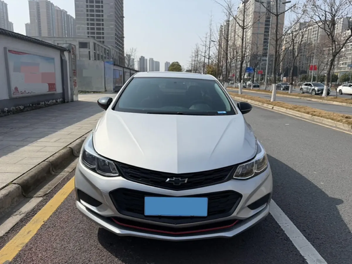 2018 Chevrolet Cruze 1.5L 114HP L4 6AT,autocango,china used car exporter,china ev exporter,chinese used car exporter,chinese used ev exporter
