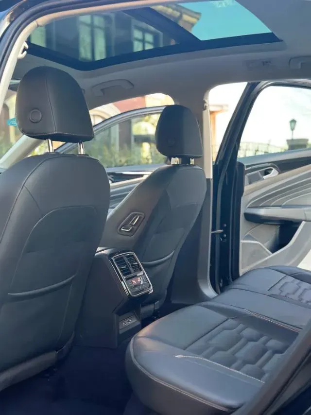 2019 Skoda Kodiak 2.0T 186HP L4 7DCT,autocango,china used car exporter,china ev exporter,chinese used car exporter,chinese used ev exporter